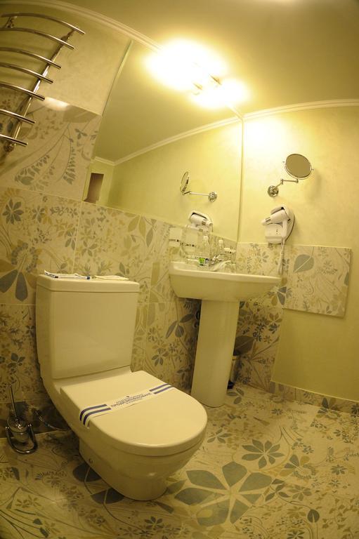 Hotel Mir